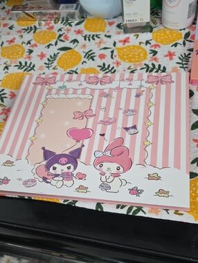 Kuromi eyeshadow palette